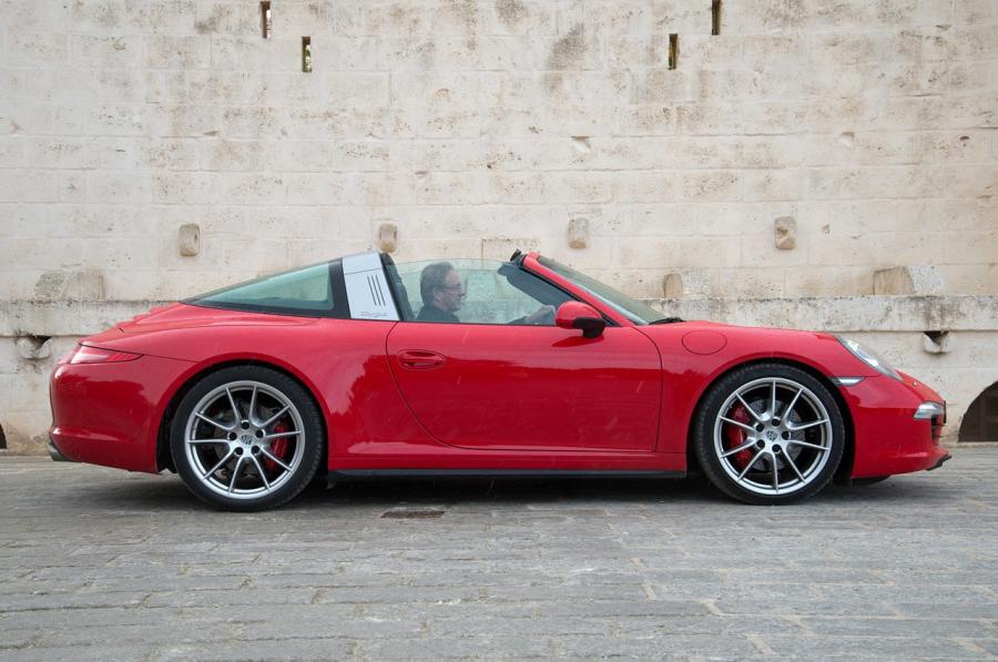  Porsche 911 Targa 2014 года  (фото 36 из 42)